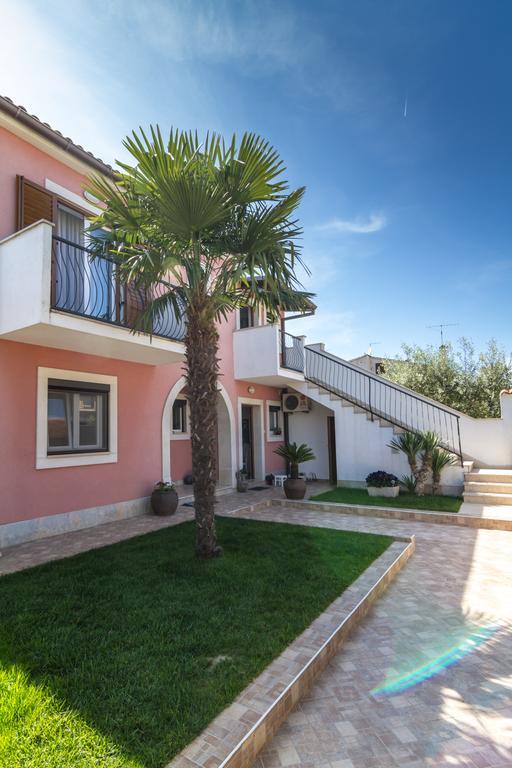 Apartments Palm View Rovinj Eksteriør billede